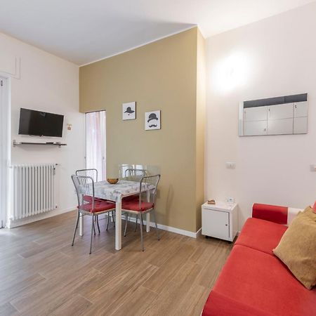 Apartamento Lucky Flat, Un Momento Di Relax. Milán Exterior foto
